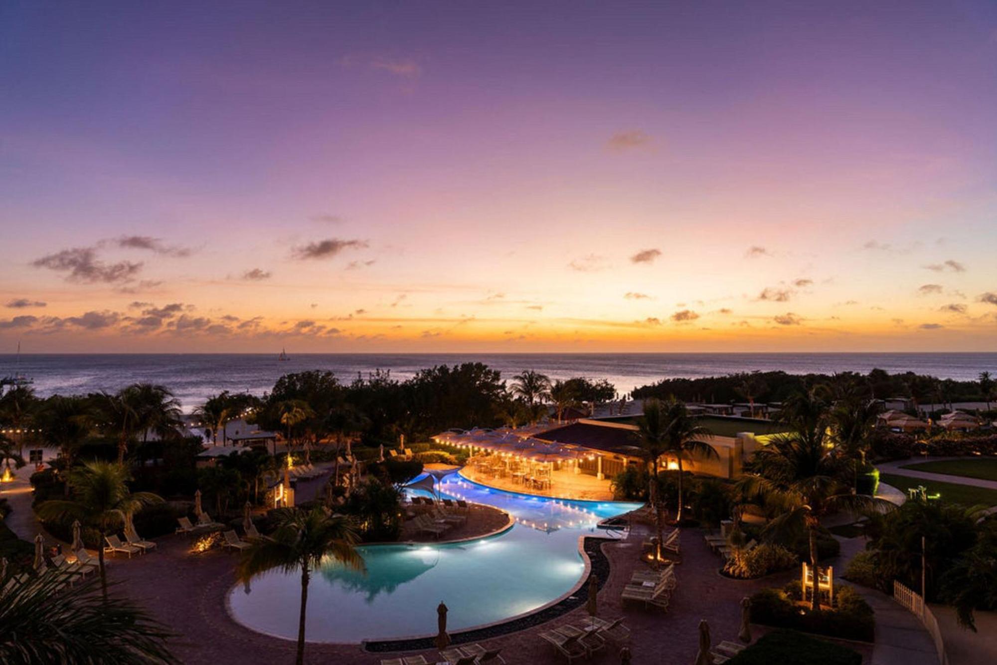 The Ritz-Carlton, Aruba Hotel Palm Beach Exterior foto